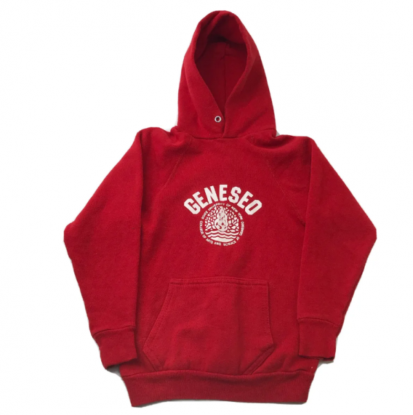 Hoodie vintage dengan aksen raglan